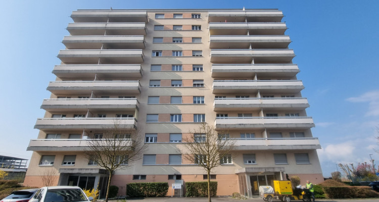 Appartement dangle traversant - 4 pièces - A rénover image 2