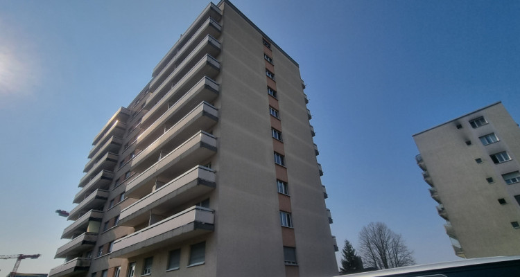 Appartement dangle traversant - 4 pièces - A rénover image 3