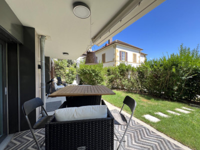 Au coeur de Neuchâtel ? Appartement contemporain dexception avec terrasse et jardin privatif image 3