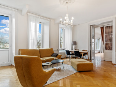 Splendide Maison de Maître de 1848 – Un Trésor au Cœur des Brenets image 2