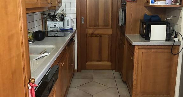 joli appartement 3 pièces à Ecotaux à 1300fr image 3