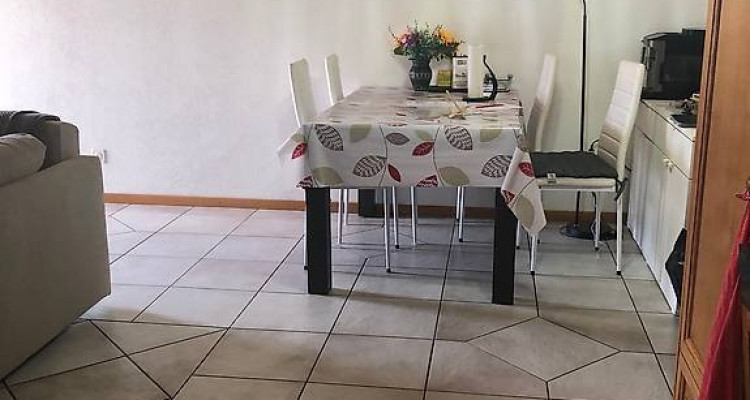 joli appartement 3 pièces à Ecotaux à 1300fr image 2