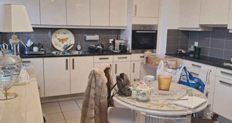 Spacieux appartement de 6 pièces 155 m² Champel / Florissant image 3