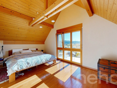 Maison familiale avec vue panoramique, piscine et grand terrain image 8