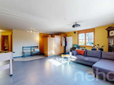 Maison familiale avec vue panoramique, piscine et grand terrain image 12