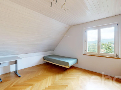 Freistehendes Einfamilienhaus mit Naturpool in ruhiger Lage image 7