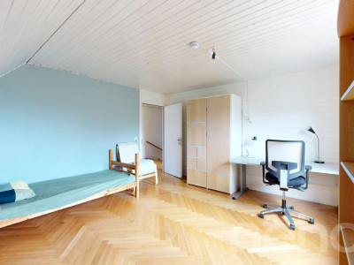 Freistehendes Einfamilienhaus mit Naturpool in ruhiger Lage image 8