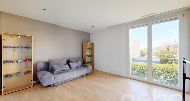 Villa contemporaine lumineuse proche du lac et des commodités image 8