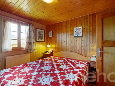 Exclusif: Magnifique chalet de 4 chambres avec grand jardin image 8