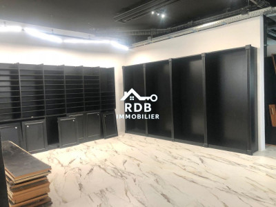 Local commercial – 106 m² – Disponible immédiatement – Sion – Cour de Gare image 3