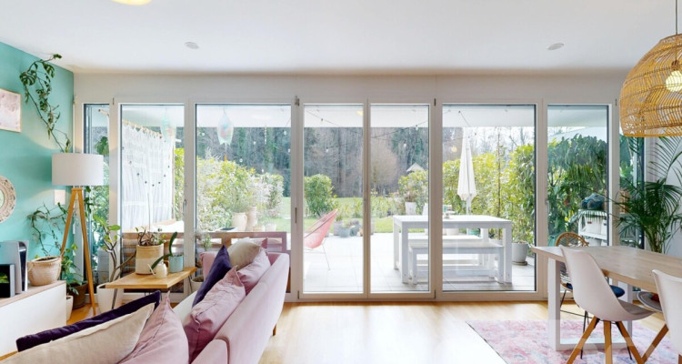 Magnifique Duplex contemporain avec terrasse, jardin & cadre verdoyant image 7