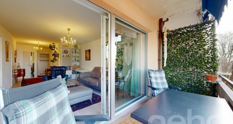 Bel appartement rénové de 4,5 pces avec vue sur le lac à Lausanne image 4
