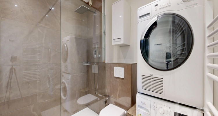 Bel appartement rénové de 4,5 pces avec vue sur le lac à Lausanne image 11