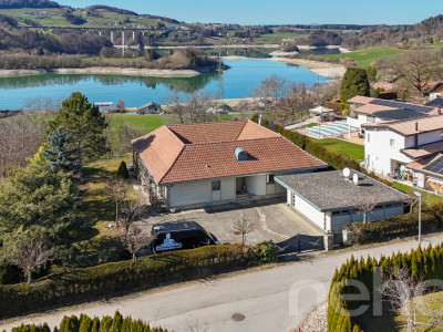 Villa d?exception avec vue panoramique sur le lac image 1