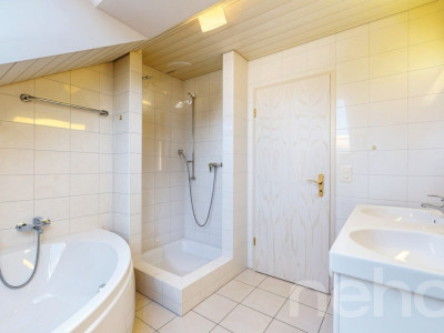 Freistehendes EFH mit Gartenidylle und separate Garage image 9