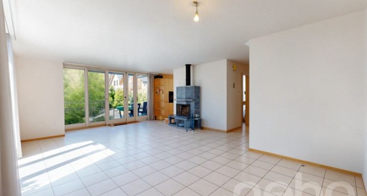 Freistehendes EFH mit Gartenidylle und separate Garage image 2