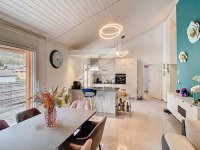 Magnifique attique 3.5p + mezzanine image 1