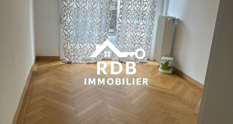 Appartement de 3 pièces au rez-de-chaussée à Champel 1206 image 2