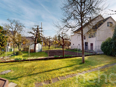 Grosszügiges Wohnen mit Terrasse, Garten und viel Komfort image 9