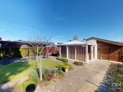 Cheyres: Petite maison à réinventer à deux pas du lac image 1