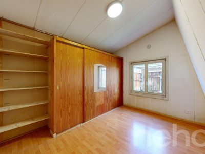 Cheyres: Petite maison à réinventer à deux pas du lac image 5