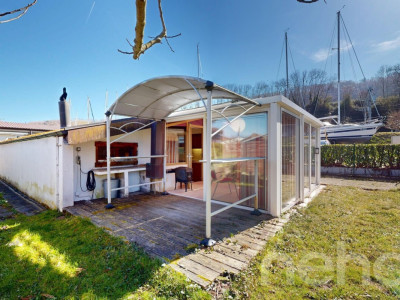 Cheyres: Petite maison à réinventer à deux pas du lac image 12