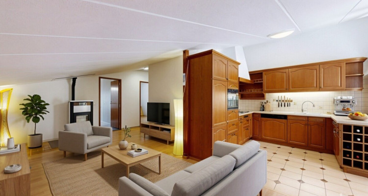 Cheyres: Petite maison à réinventer à deux pas du lac image 4