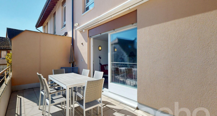 Villa mitoyenne avec vue dégagée sur les Alpes et le lac image 7