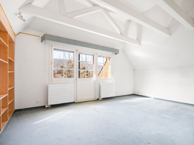 Freistehendes 6-Zimmer Einfamilienhaus mit grossem Garten image 7