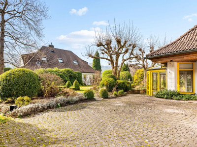 Freistehendes 6-Zimmer Einfamilienhaus mit grossem Garten image 10