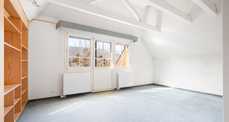 Freistehendes 6-Zimmer Einfamilienhaus mit grossem Garten image 7