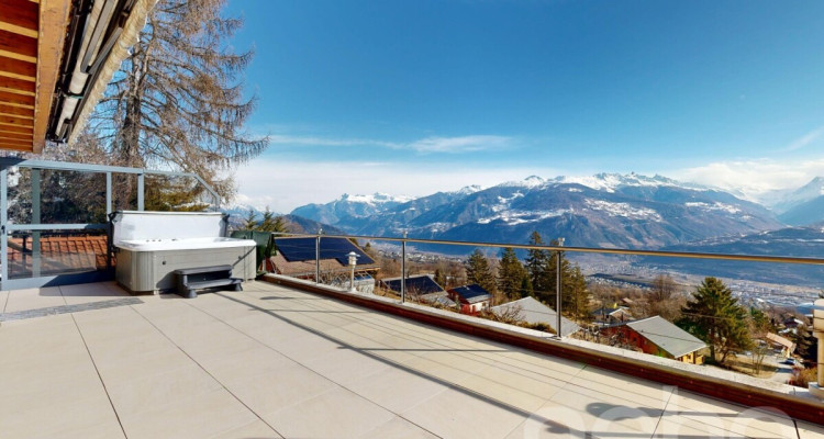 Superbe chalet avec vue dégagée à Savièse image 2