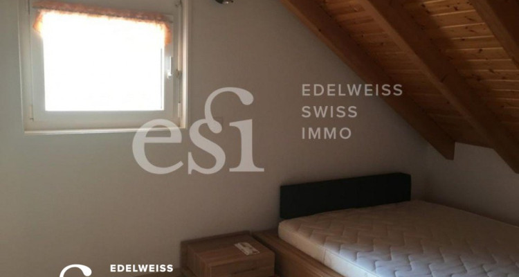 A louer, joli 2.5 pces avec mezzanine dans villa à Muraz image 6