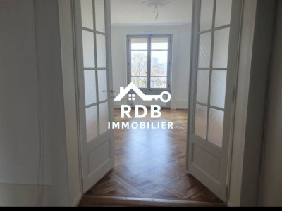 Appartement de 4,5 pièces au 4ème étage à Genève 1206 image 4