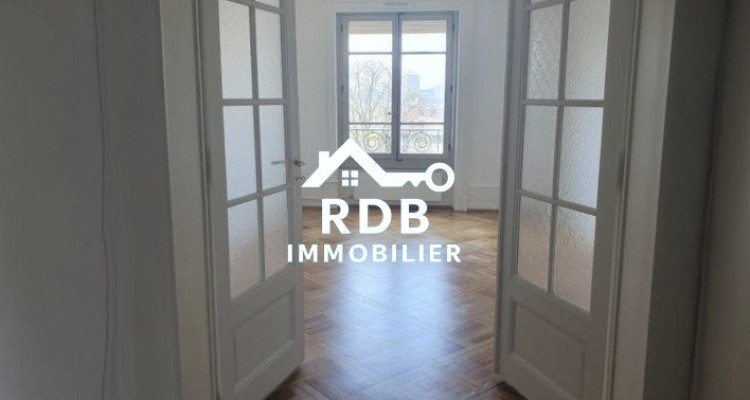 Appartement de 4,5 pièces au 4ème étage à Genève 1206 image 4