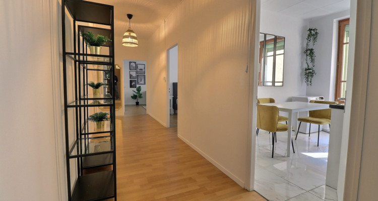 Beau 3 pièces meublé de 70 m² – Plainpalais image 3