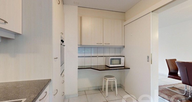 Helle 4.5-Zimmer-Wohnung mit schöner Aussicht in Oberengstringen image 7