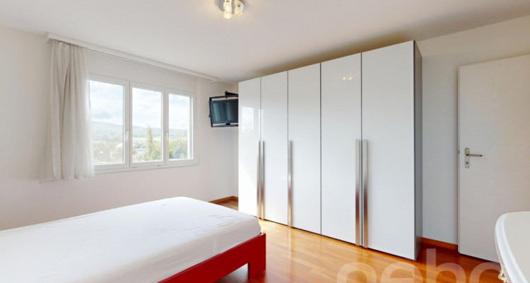 Helle 4.5-Zimmer-Wohnung mit schöner Aussicht in Oberengstringen image 8