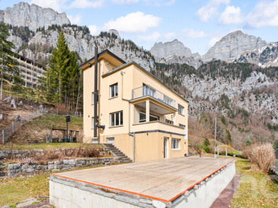 Panorama, Diskretion und Freiraum ? Haus in Walenstadtberg image 1