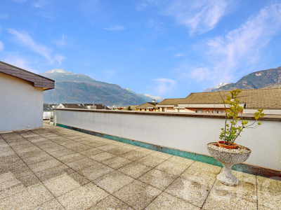 Attique 4 pièces au coeur de Conthey - Terrasses généreuses image 11