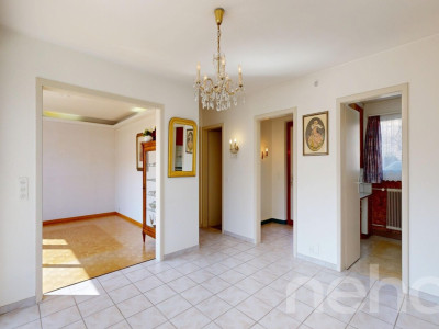 Charmant maison individuelle de 5,5 pièces avec beaucoup de potentiel image 3