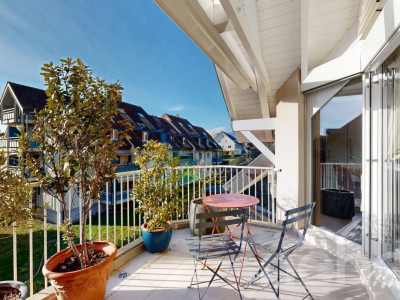 Charmant duplex mansardé 4.5 pièces, lumineux et généreux à Gland. image 1