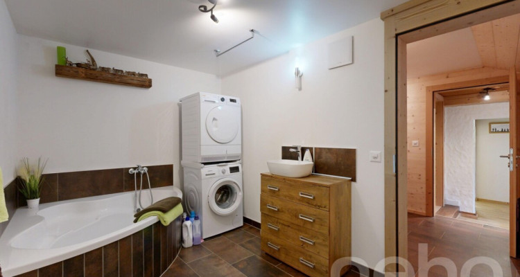 Rez de jardin 4 pièces avec jardin privatif au pied des pistes image 9