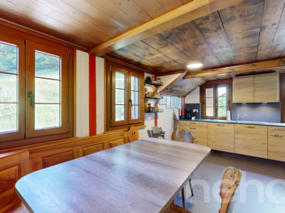 Magnifique chalet rénové - grand terrain et en bord de rivière image 2