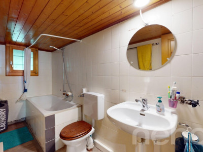 Magnifique chalet rénové - grand terrain et en bord de rivière image 9