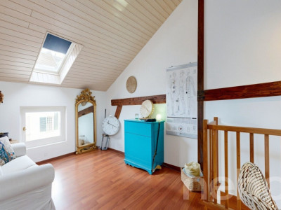 Maison de 5.5p avec Studio : Investissement Idéal à Aubonne image 9