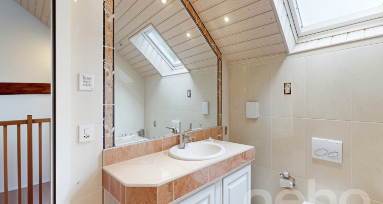 Maison de 5.5p avec Studio : Investissement Idéal à Aubonne image 5