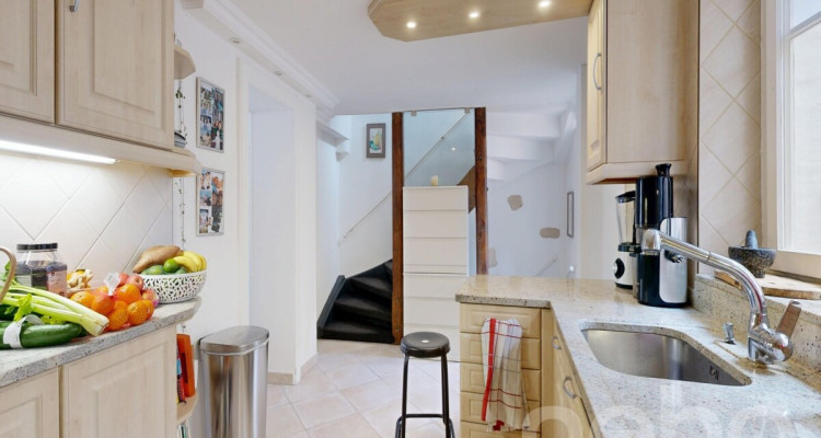 Maison de 5.5p avec Studio : Investissement Idéal à Aubonne image 12