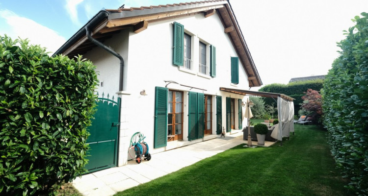 Chavannes-des-Bois: belle villa jumelée image 1