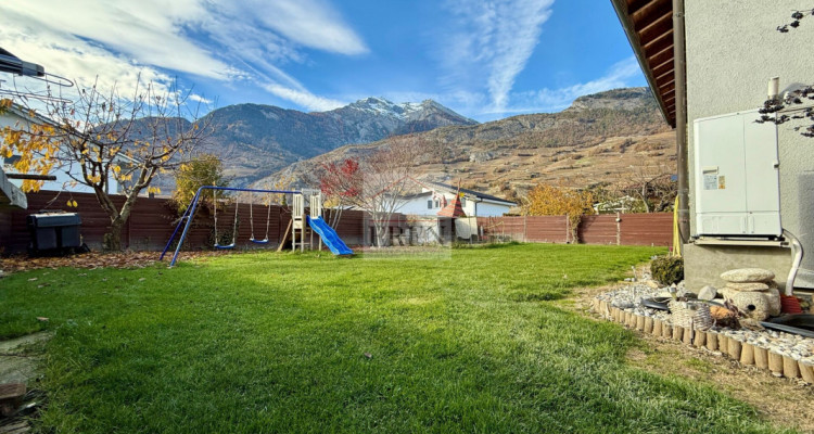 Villa individuelle 6 pièces de 146 m2 habitables + sous-sol avec garage - Idéale pour famille c image 10